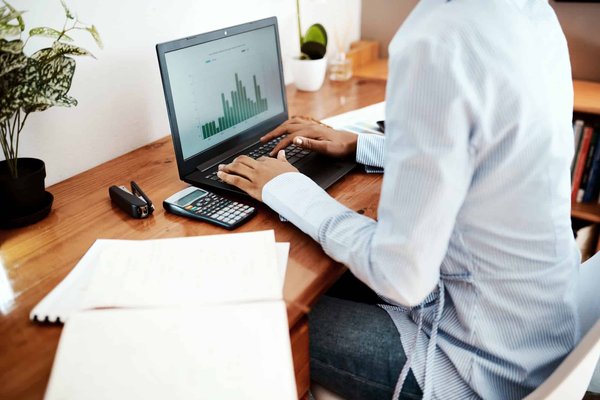 Les avantages d'un annuaire inversé pour retrouver des informations sur un numéro inconnu